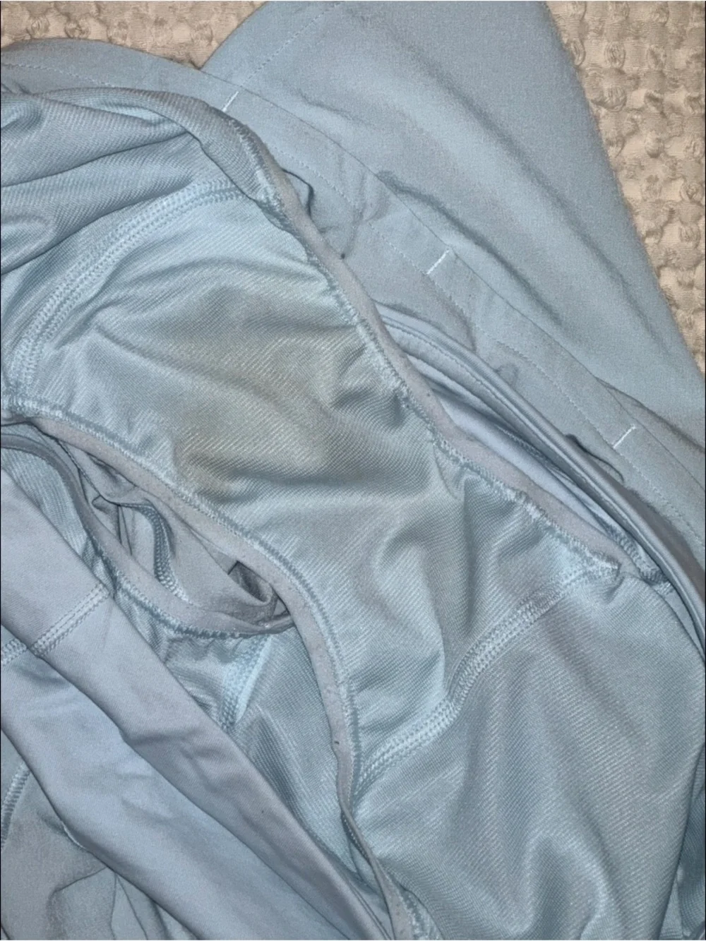 Lululemon Speed Up High-Rise Lined Short 4” in Powder Blue, size 6 - stained